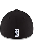 New Era Los Angeles Lakers Mens Black Team Classic 39THIRTY Flex Hat