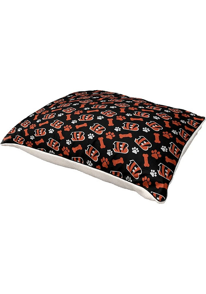 Cincinnati Bengals Bone Repeat Sherpa Pet Bedding