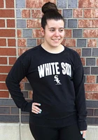 New Era Chicago White Sox Womens Black Mineral Wash Pullover Crew Sweatshirt