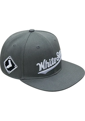 Pro Standard Chicago White Sox Grey Script Wordmark Mens Snapback Hat