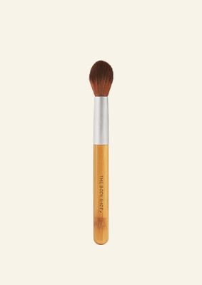 Pointed Highlighter Brush | Makeup Brushes and Tools