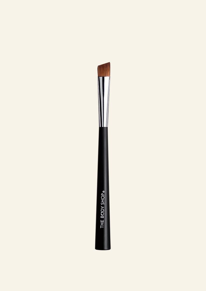 Slanted Brush | Makeup Brushes and Tools