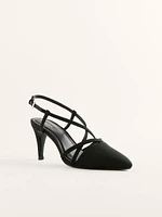 Brigitte Closed Toe Heel