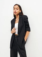 The Classic Relaxed Linen Blazer