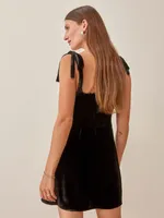 Petites Minna Velvet Dress