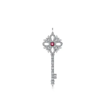 Tiffany Keys Victoria™ Key Pendant