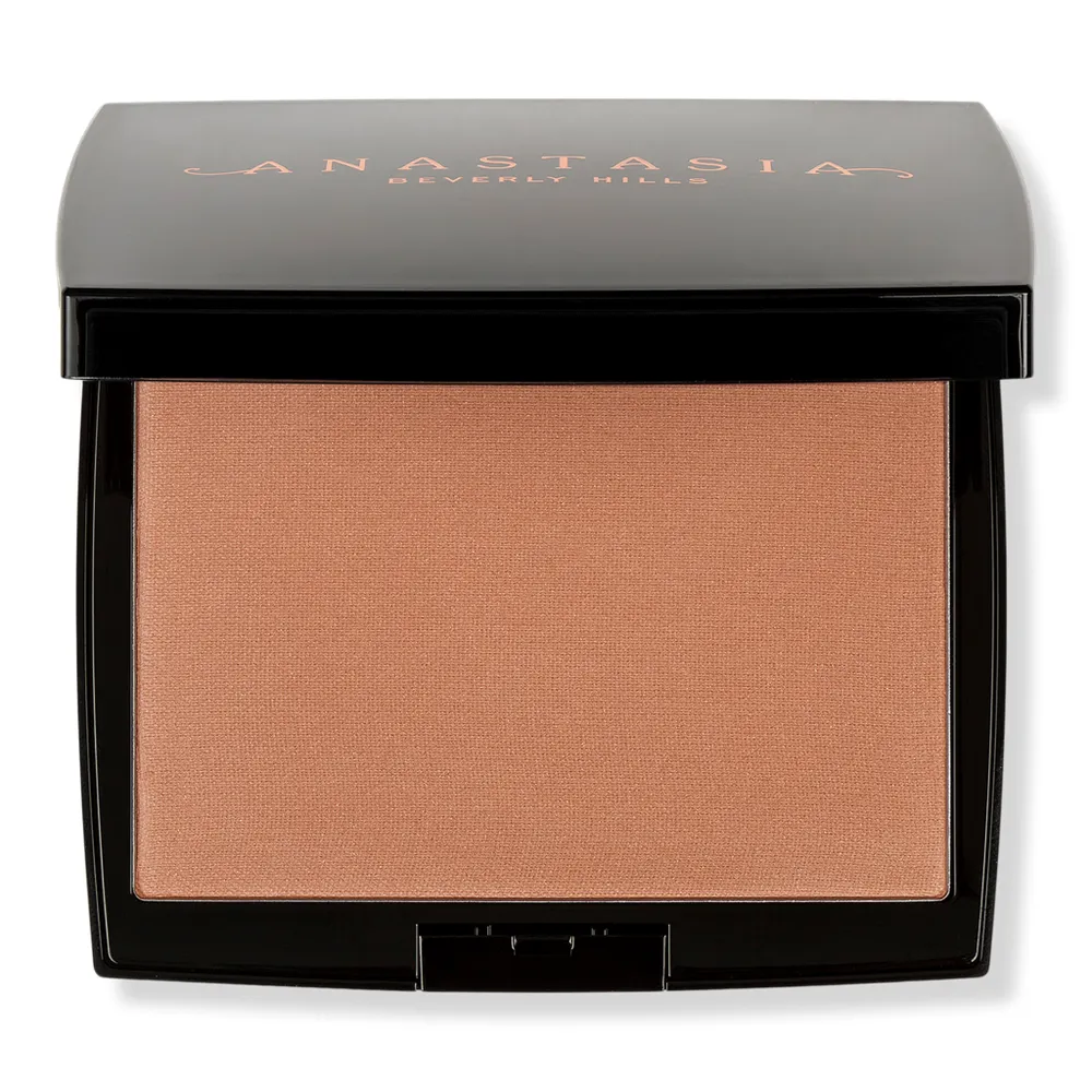 Anastasia Beverly Hills Natural-Looking Matte Powder Bronzer