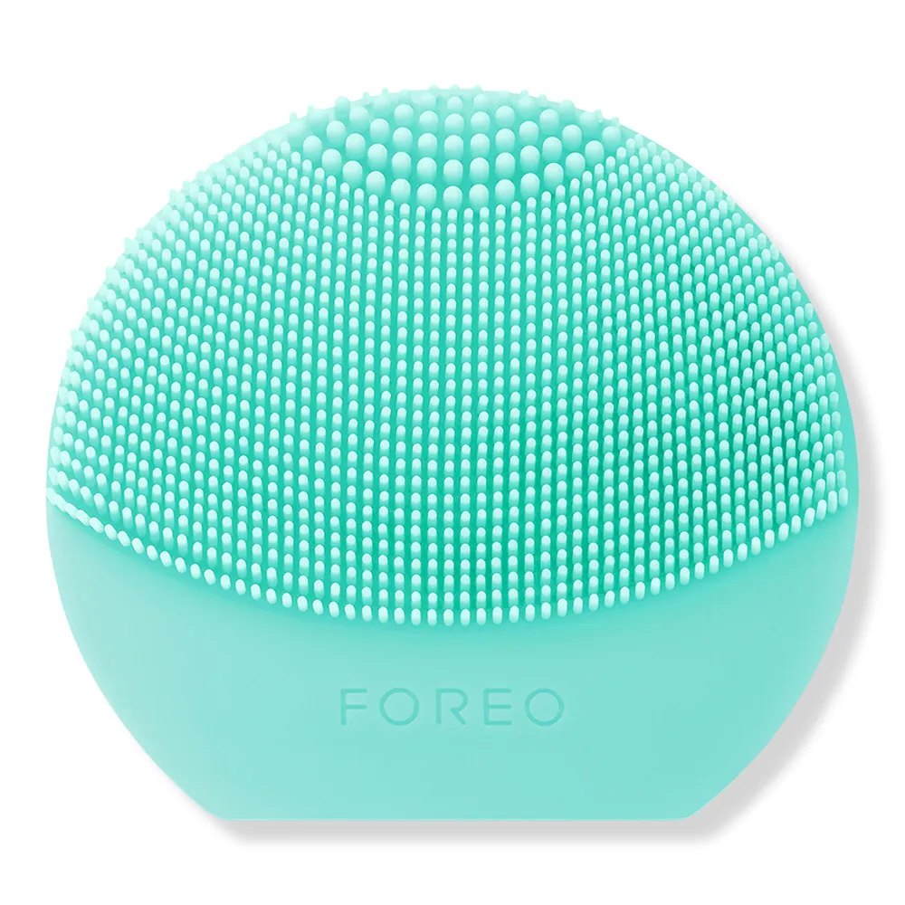 FOREO LUNA Play Plus 2 Facial Cleansing Massager