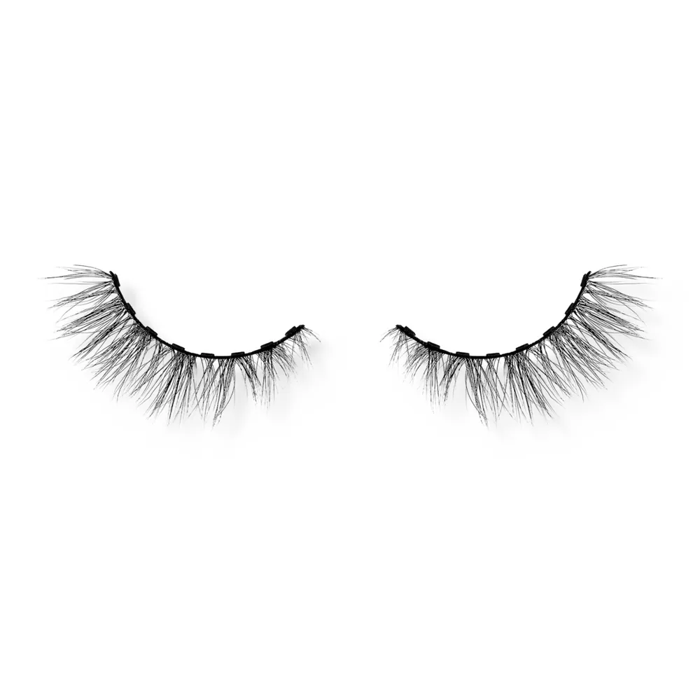 Velour Lashes She's A Magnet Natural False Magnetic Lashes