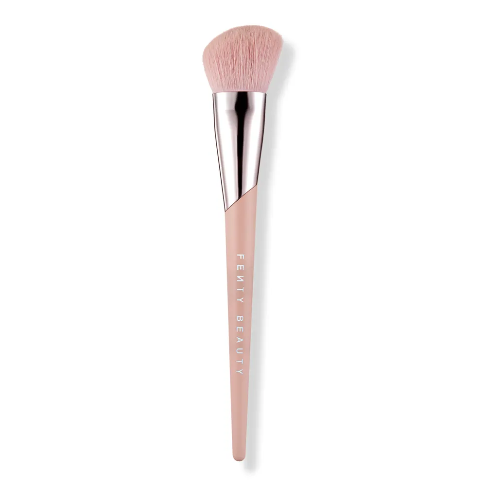 FENTY BEAUTY by Rihanna Face Shaping Brush 125