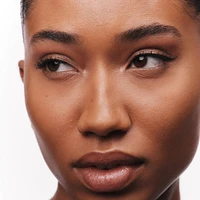 THE PERFORMER Skin-Focused Foundation