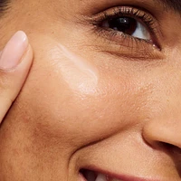 Even Better Clinical Dark Spot Clearing Serum with Vitamin C