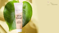 Skin Treat Poreless Tinted Moisturizer SPF 20