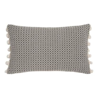 Housse de coussin bicolore à pompons 30 x 50 cm | Maisons du Monde