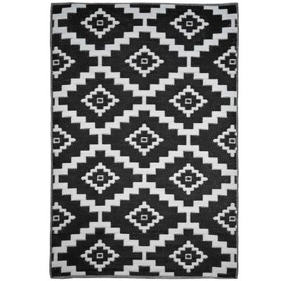 Tapis extérieur noir au motif treillis 150x220 | Maisons du Monde