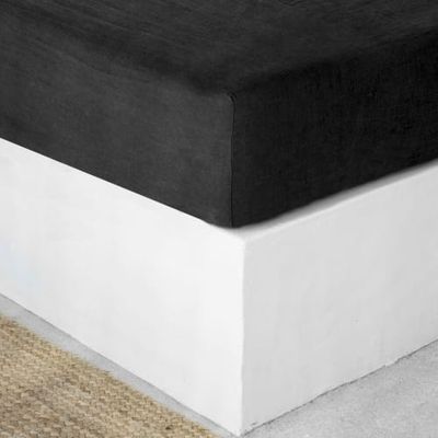 Drap housse en lin lavé 140x190x30 Caviar | Maisons du Monde