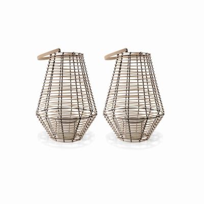 Lot de 2 lanternes en rotin bougeoir structure métallique intérieur | Maisons du Monde