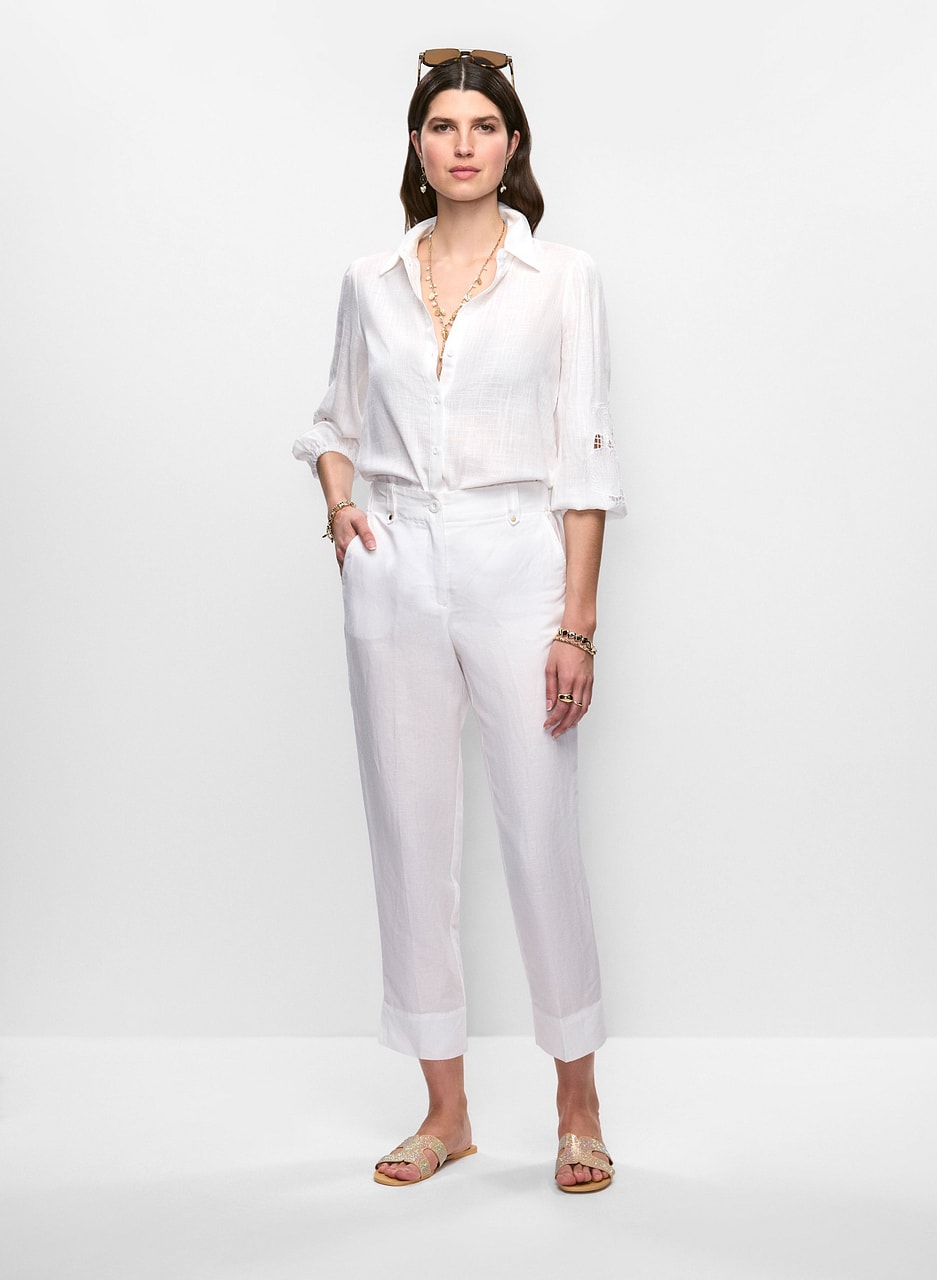 Embroidered Button Down Blouse & Linen-Blend Capri Pants