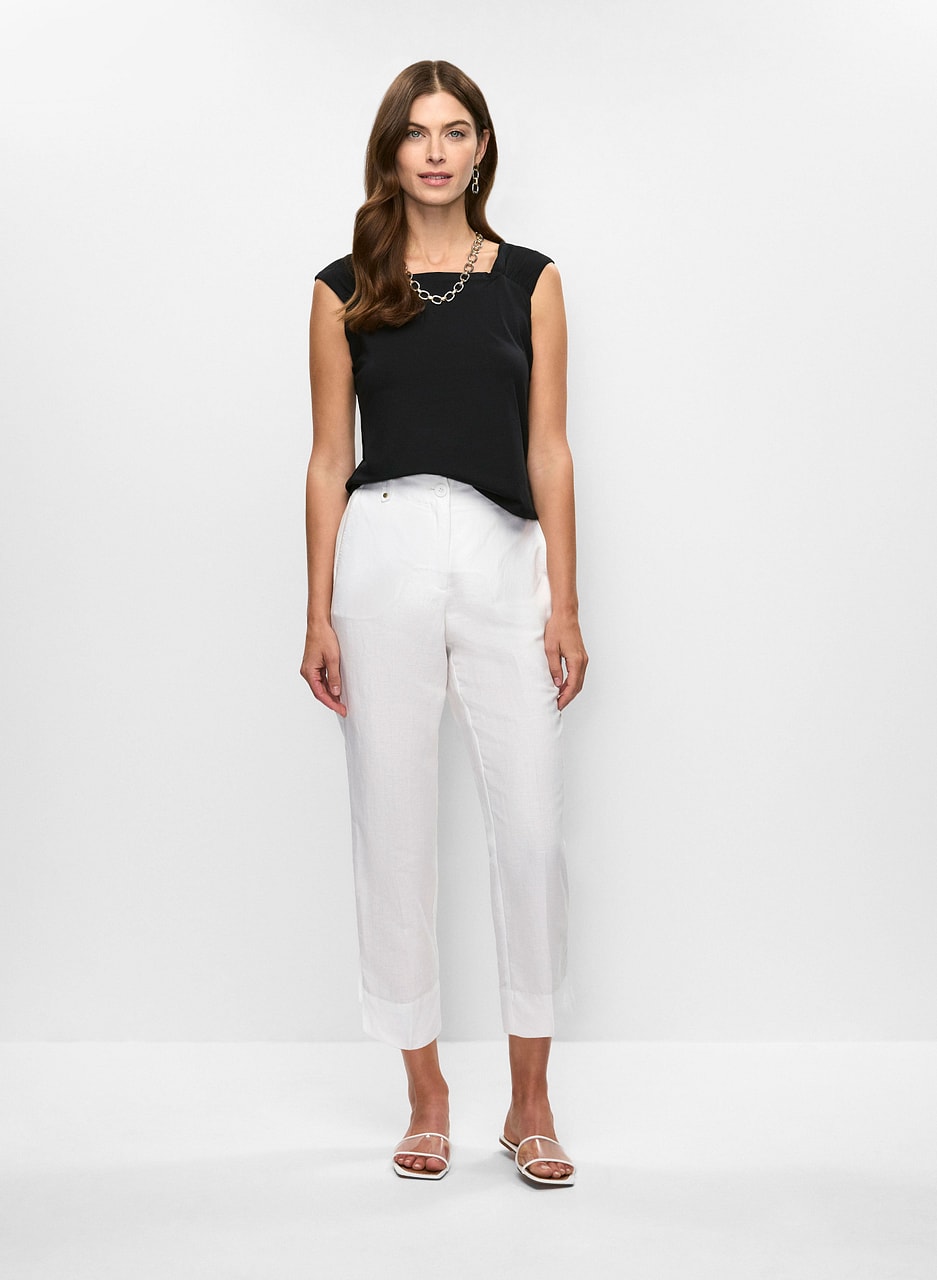 Pleated Cap Sleeve Top & Linen-Blend Capri Pants