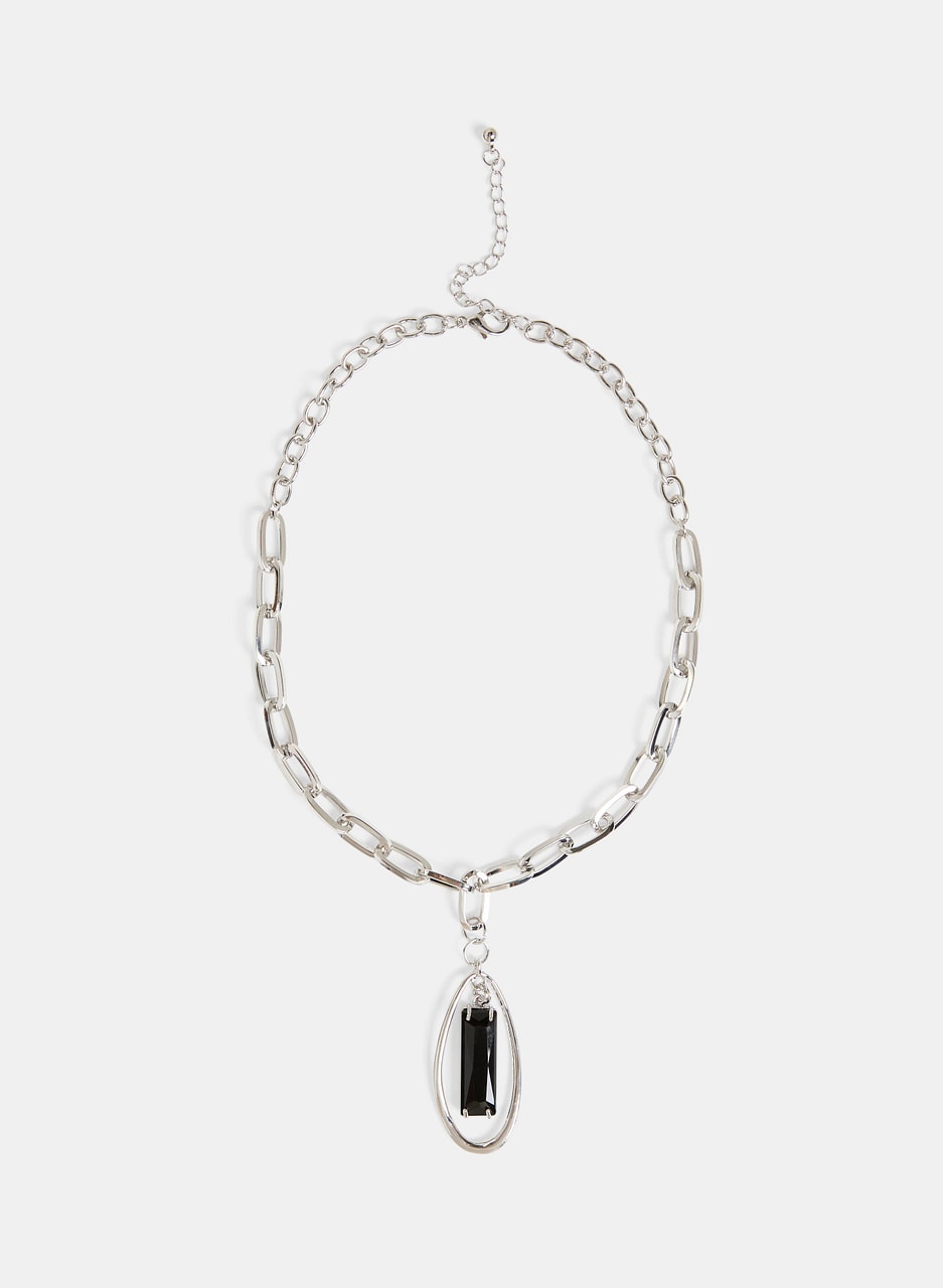 Short Chain Pendant Necklace