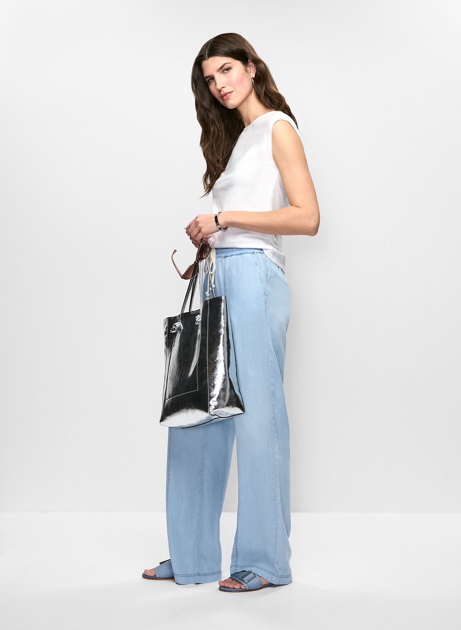 Pull-On Wide Leg Pants