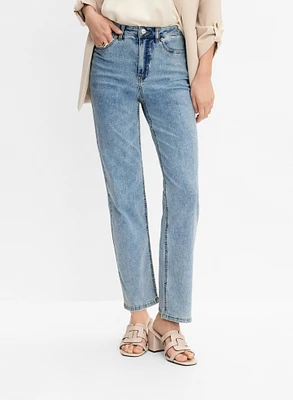 Straight-Leg Jeans
