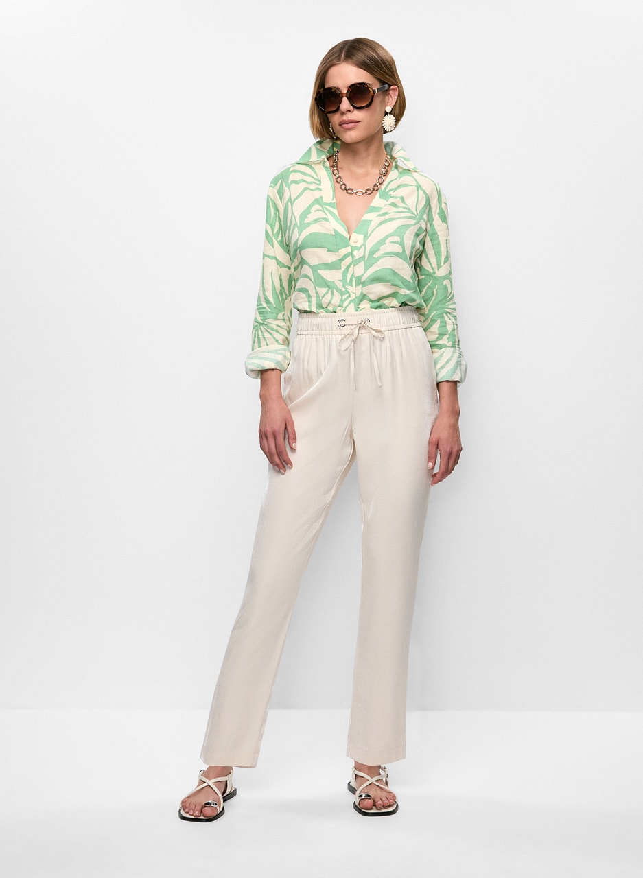 Knotted Blouse & Elastic Waist Pants