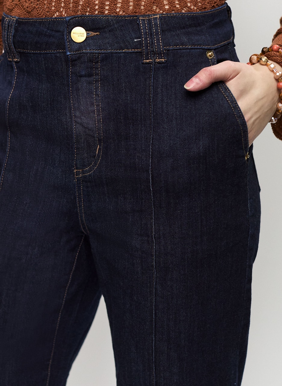 Frayed Hem Flare Leg Jeans