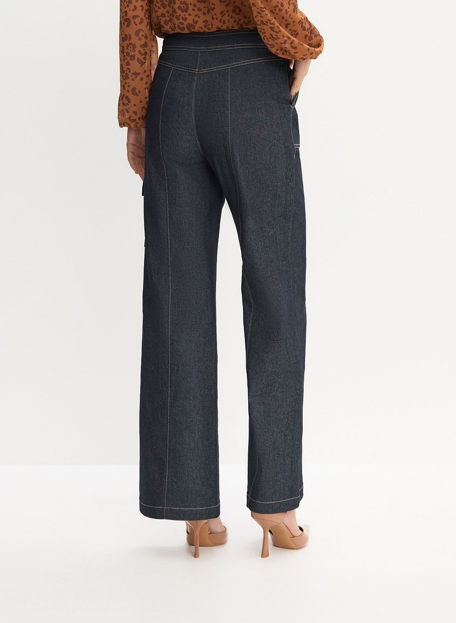 Wide Leg Cargo Jeans