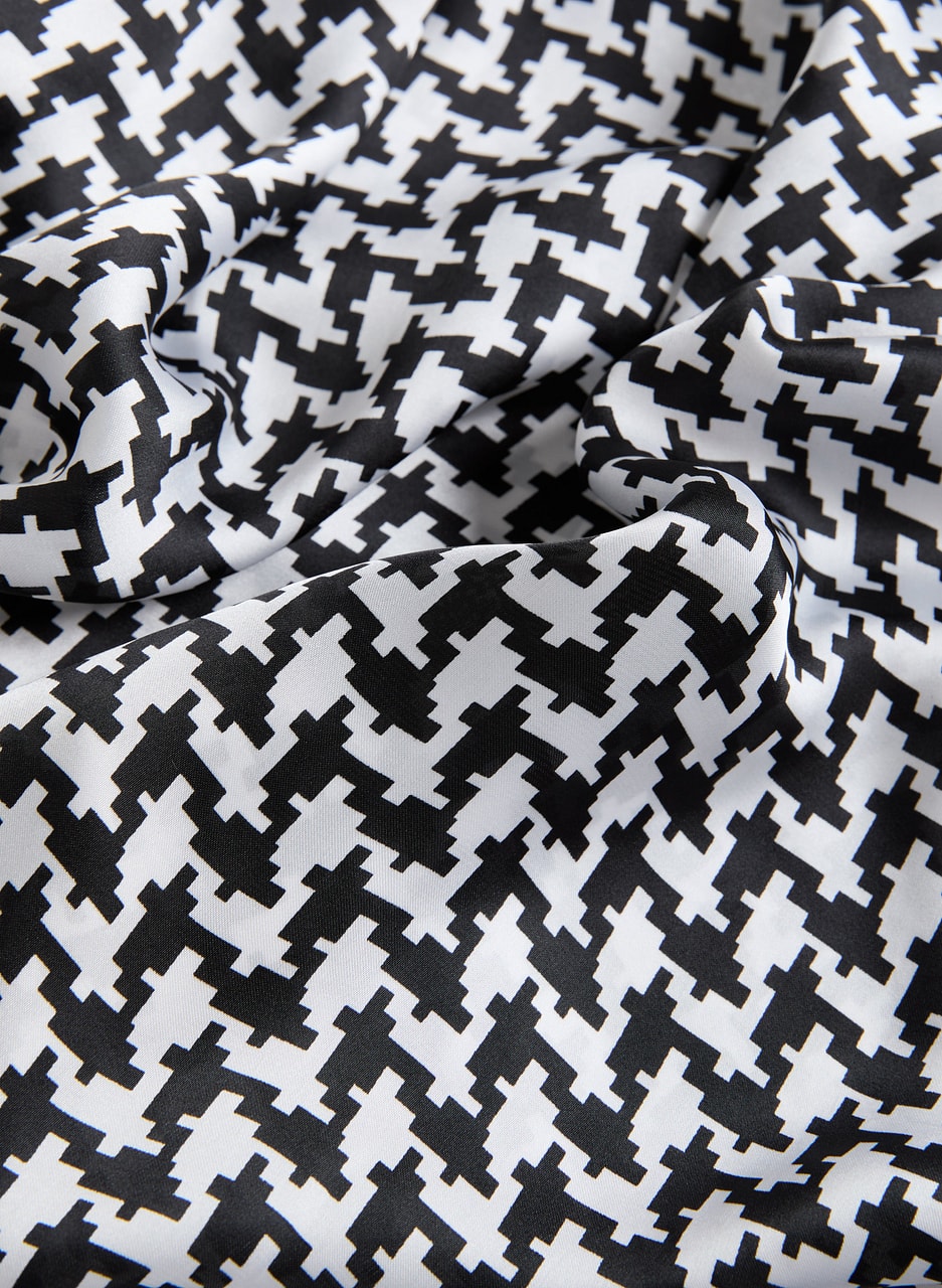 Houndstooth Print Scarf