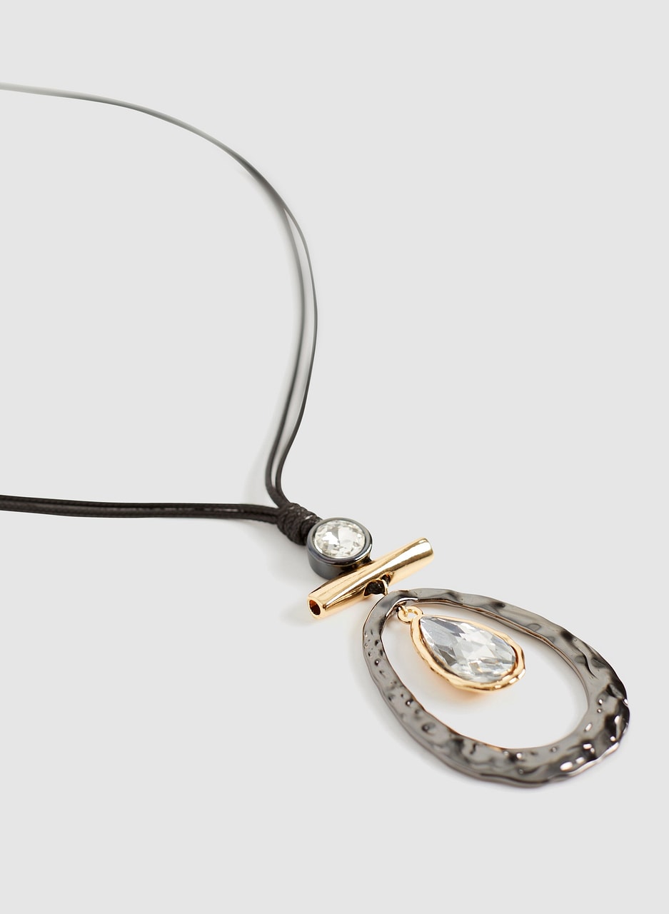 Open Oval Pendant Necklace