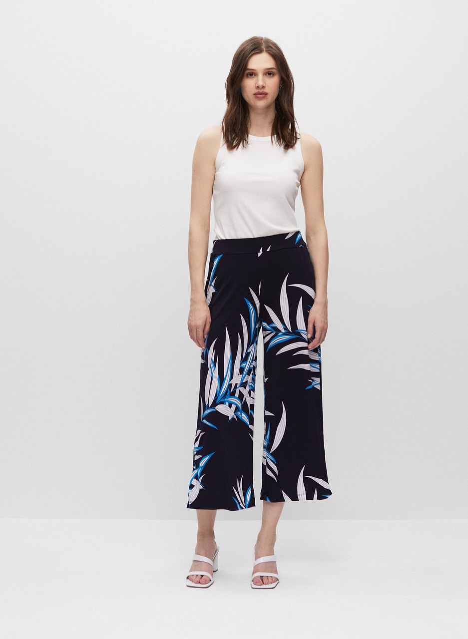 Leaf Print Culotte Pants