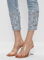 Floral Embroidery 7/8 Jeans