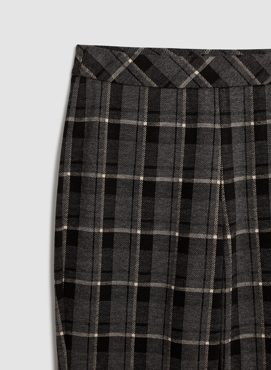 Frank Lyman - Plaid Wide Leg Pants