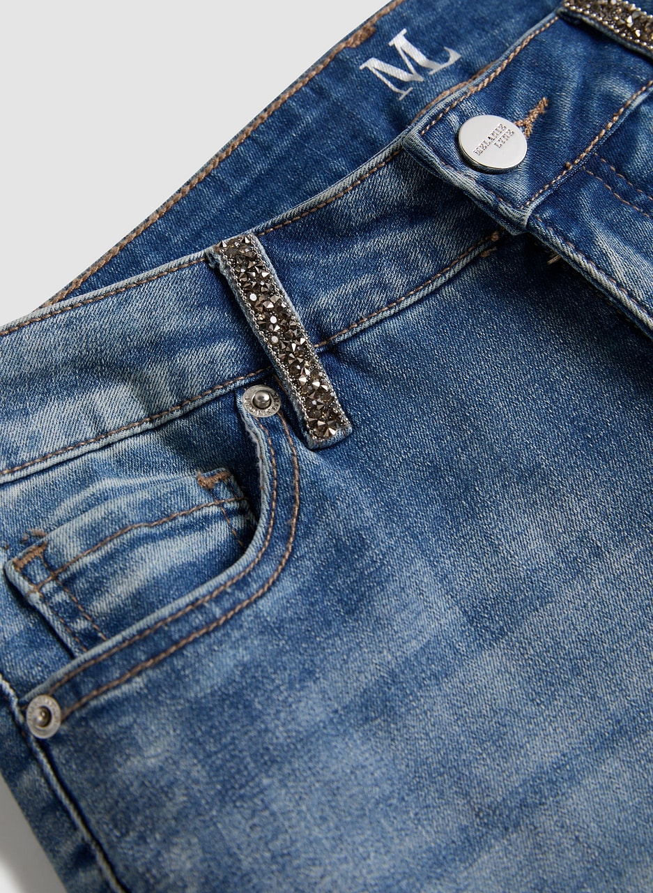 Jewel Detail Straight Leg Jeans