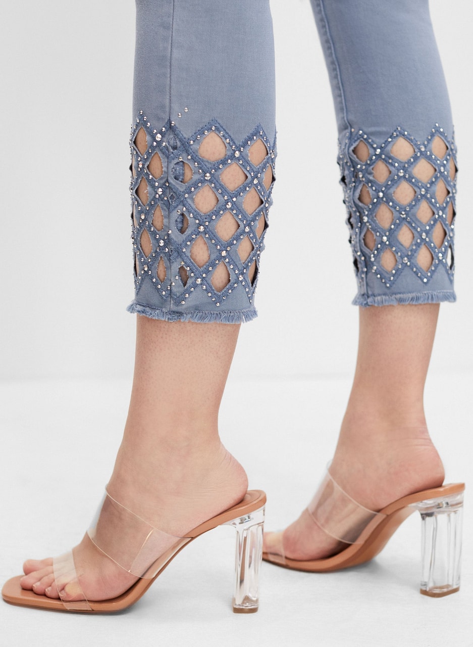 Frank Lyman - Stud Detail Denim Capris