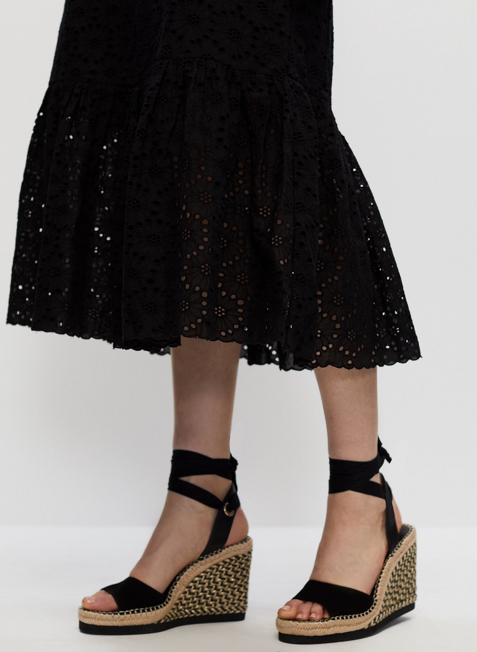 Eyelet Detail Midi Skirt