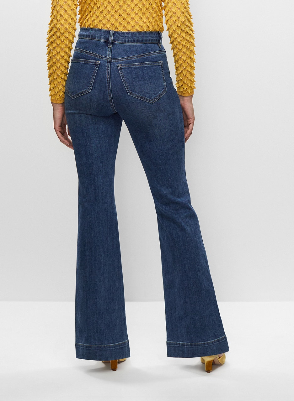 Patch Pocket Flare Leg Jeans