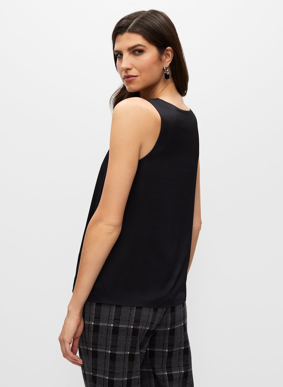 Essential Sleeveless Blouse