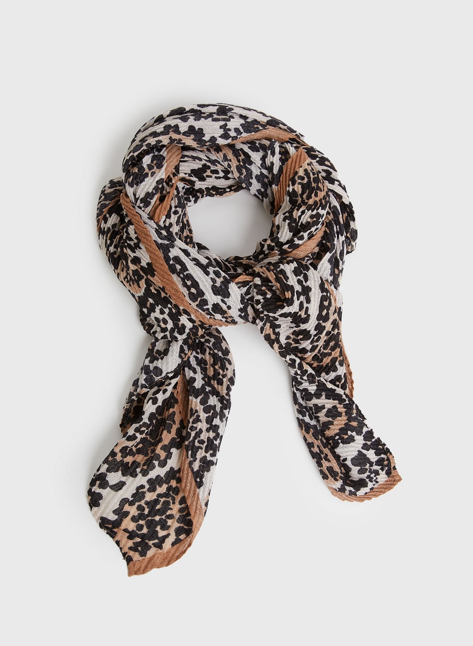 Cheetah-Inspired Paisley Motif Scarf