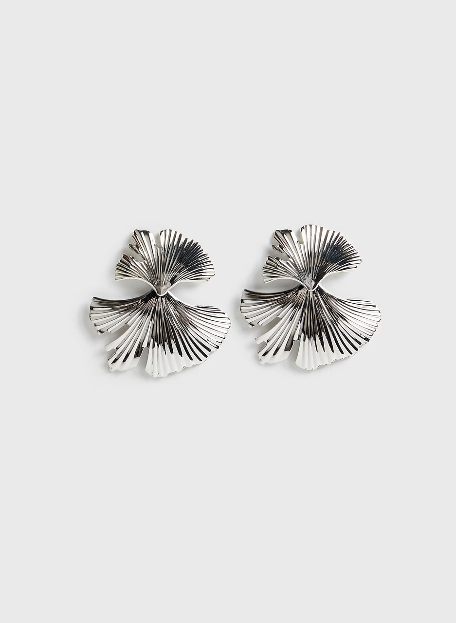 Shell Shaped Two-Tier Earrings