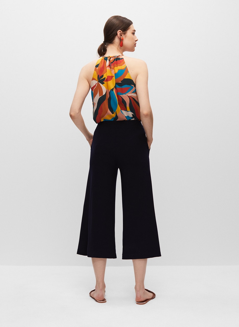 Pull-On Tulip Hem Gaucho Pants