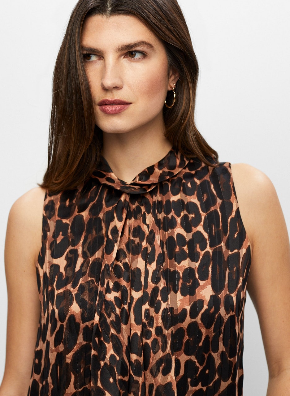 Sleeveless Leopard Print Blouse