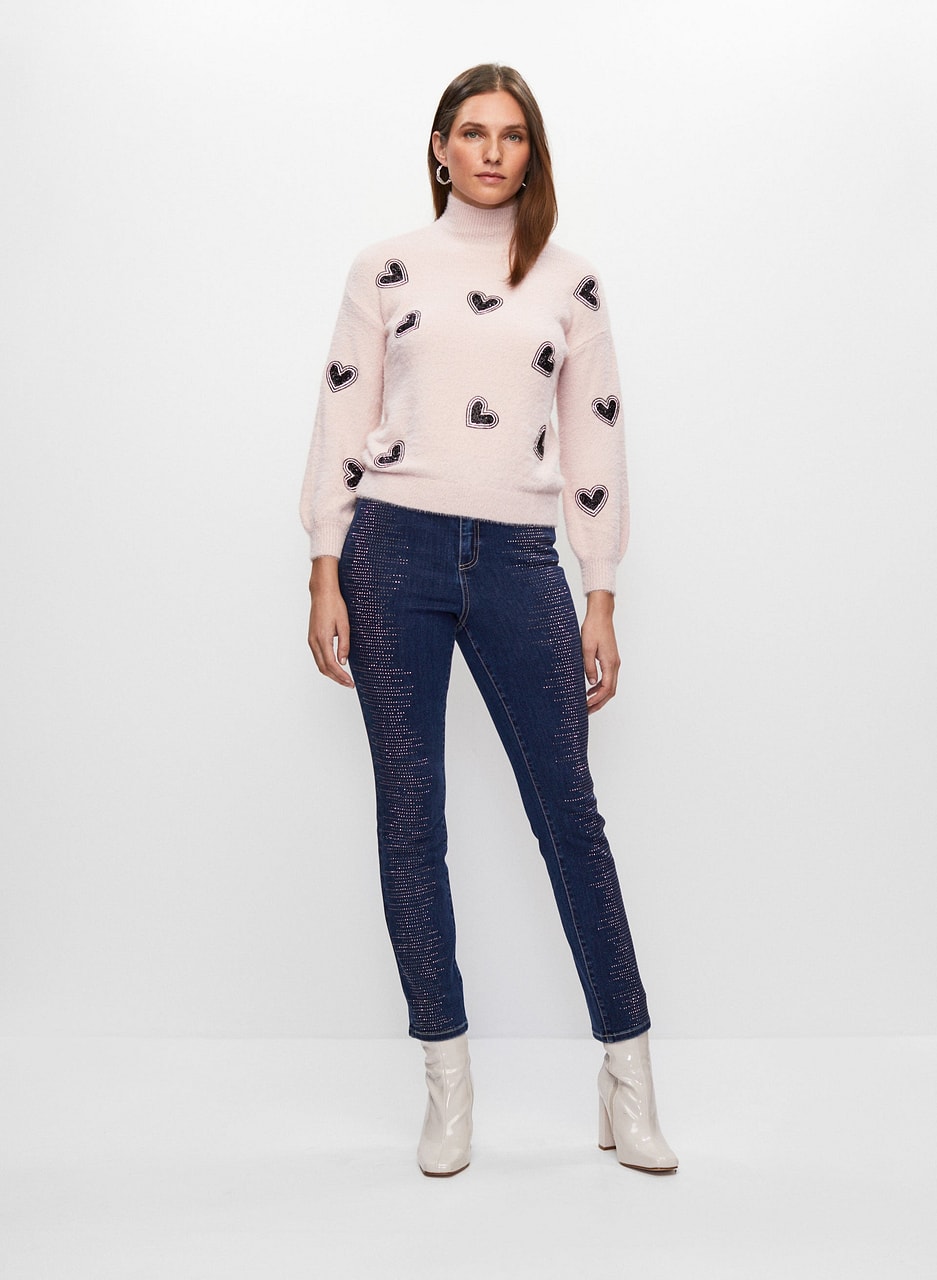 Frank Lyman - Heart Appliqué Sweater