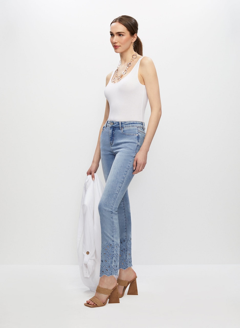 Eyelet Motif Straight Leg Jeans