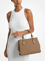 Bolso satchel Marilyn mediano con logotipo exclusivo