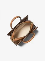 Bolso satchel Laila mediano con logotipo exclusivo