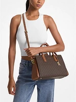 Bolso satchel Laila mediano con logotipo exclusivo