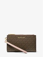 Adele Logo Smartphone Wallet
