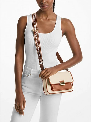 Bradshaw Medium Canvas Messenger Bag